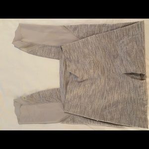 Lululemon leggings - 3/4 crop